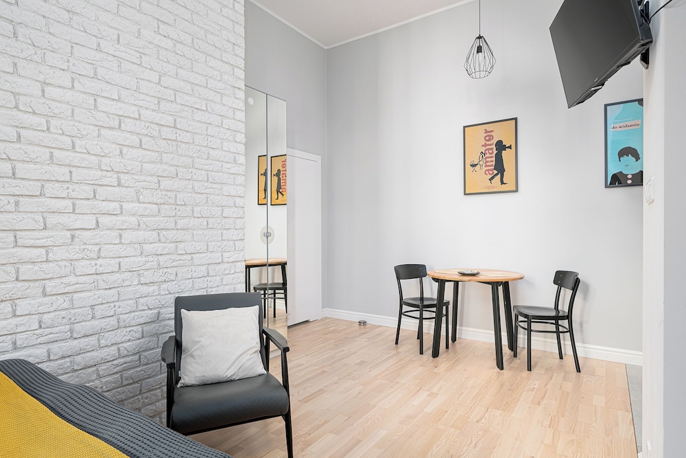 RentPlanet - Studio Kępna view 5