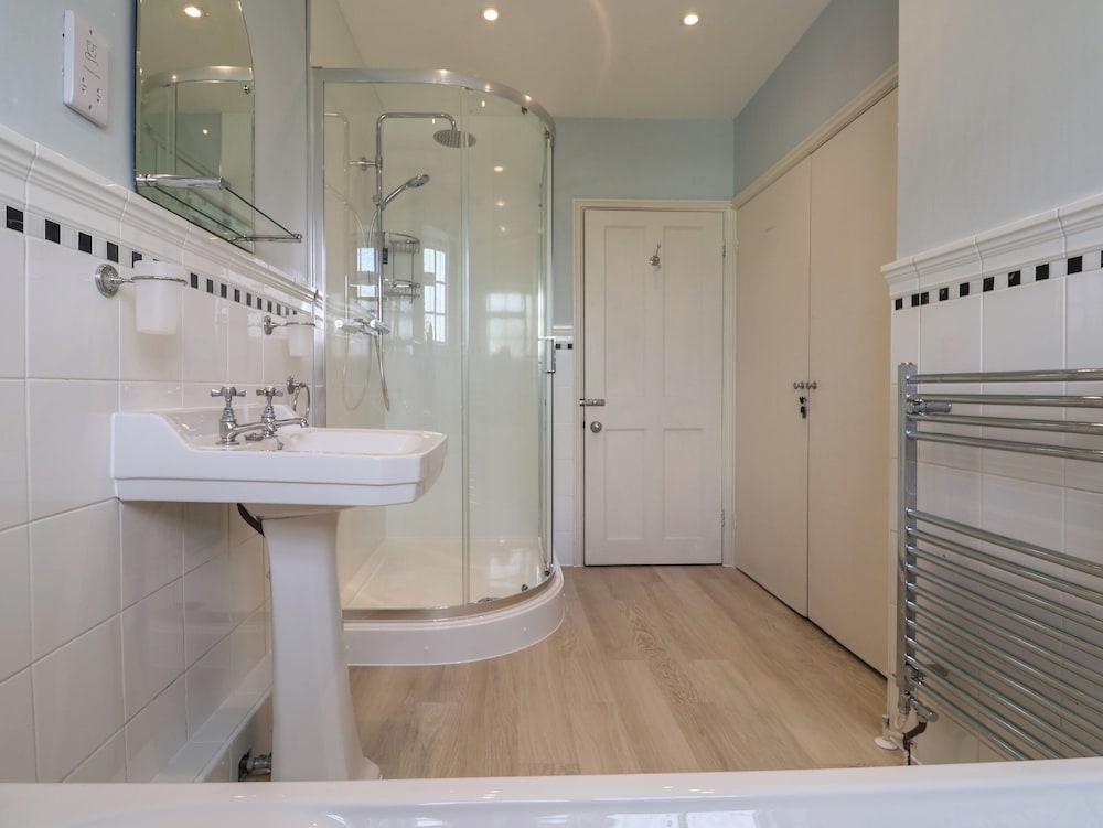 Charmouth Lodge