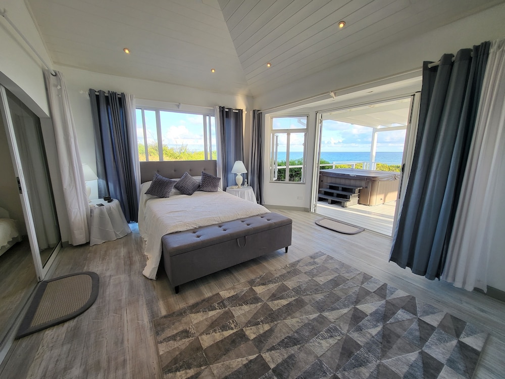 Unique Rare Villa! Retreat Style, Full Sea Views With Private Pool & Hot Tub! 3 Bedroom Villa by RedAwning view 2