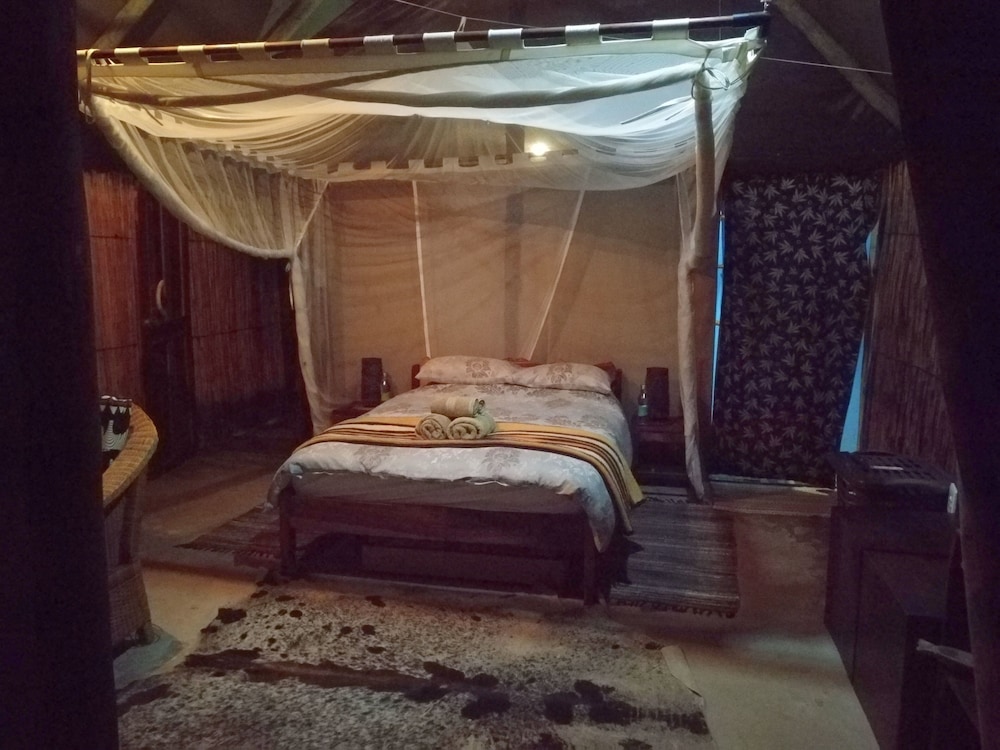 Caprivi Houseboat Safari Lodge