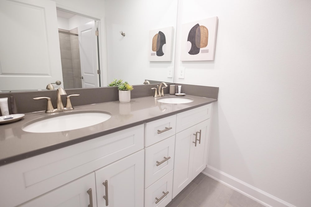 2541 RT Ultimate Family Adventure 4 Beds