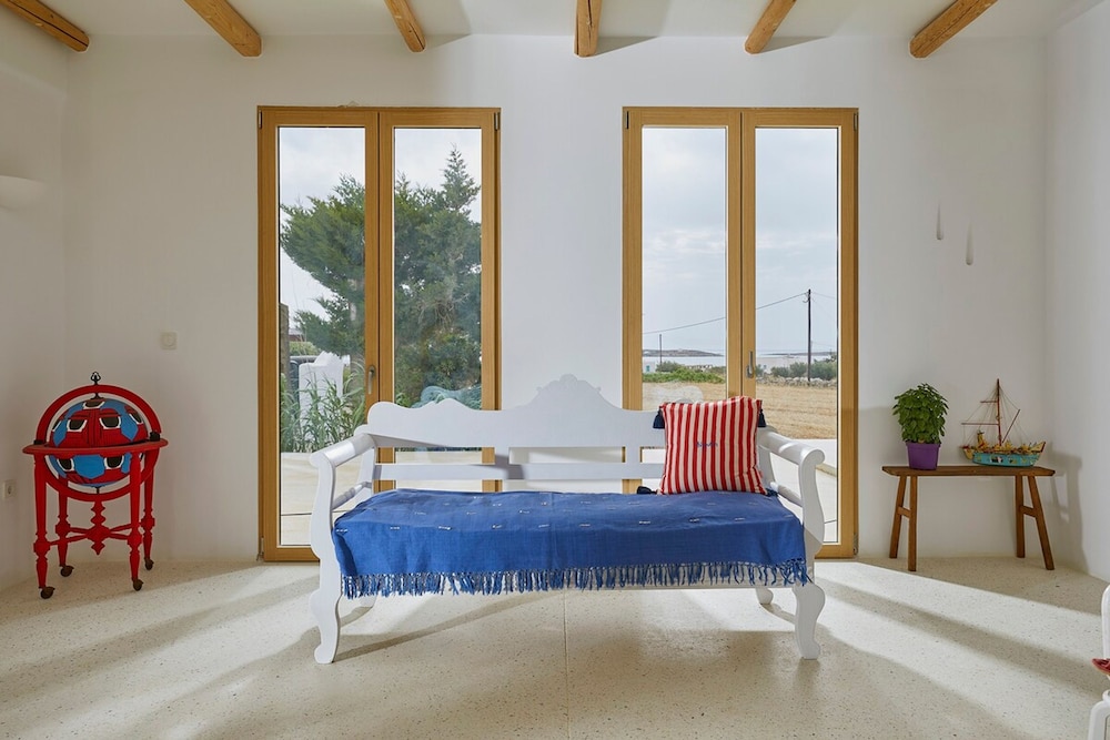 Luxury Villa Libra - Allparos Villas