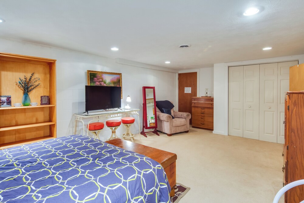 Pittsburgh Vacations - Pennsylvania Countryside Retreat w/ Deck  Yard! - Property Image 3