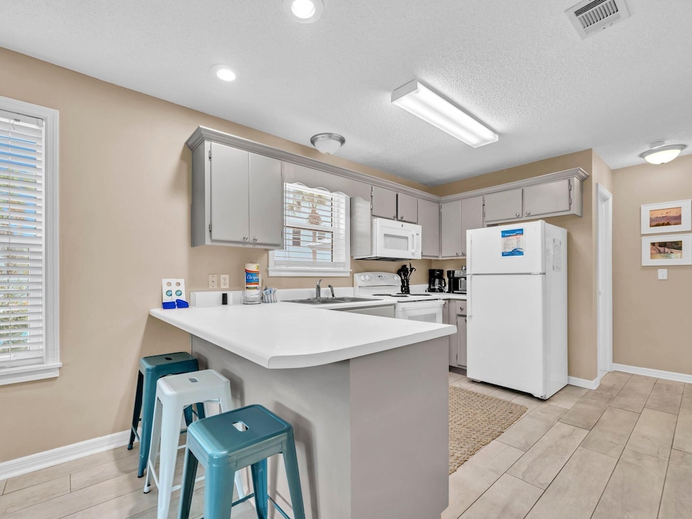 Beachside Villas 1211