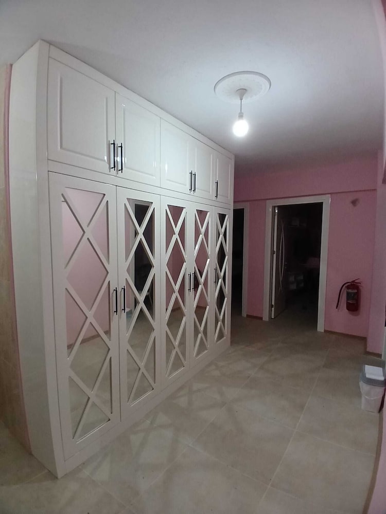 Mehmet Home