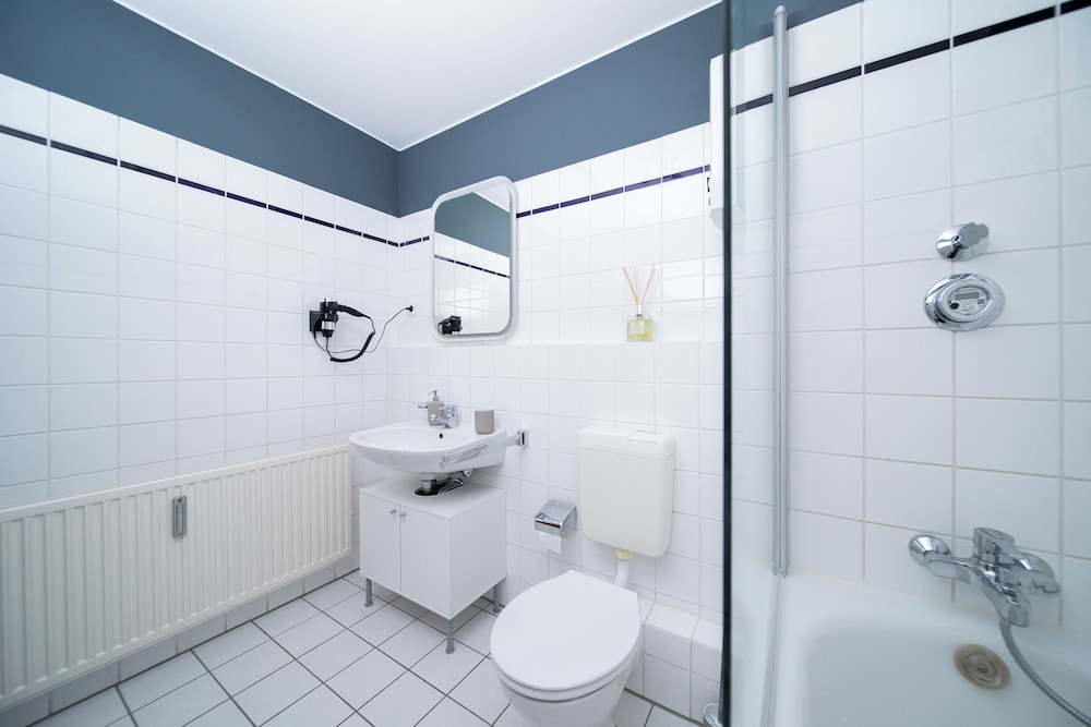 Favorite Stays - Neuss Furth