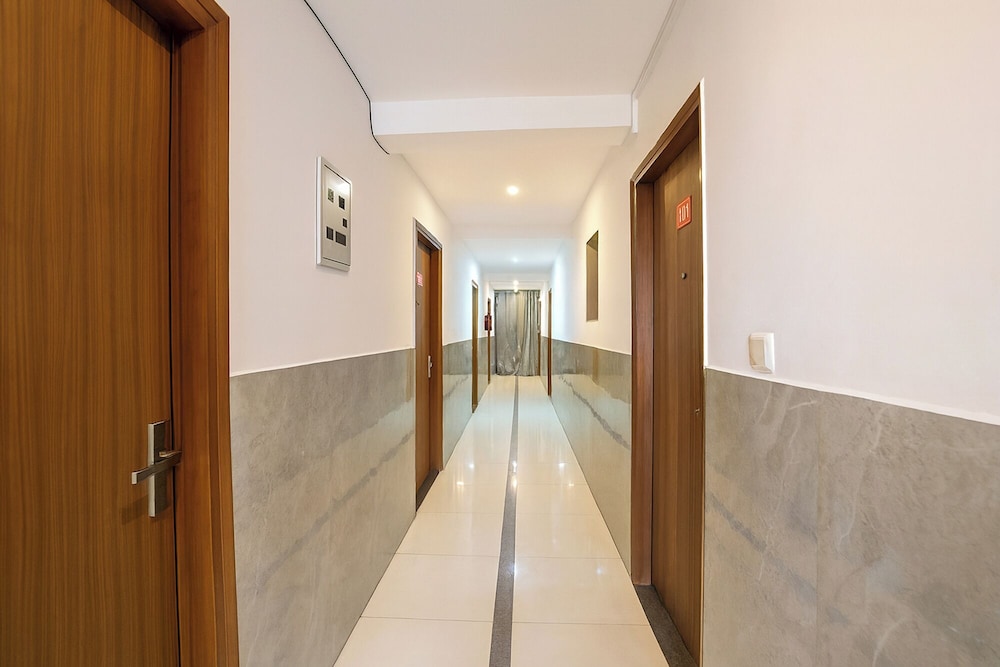 Fabhotel Lime Tree I