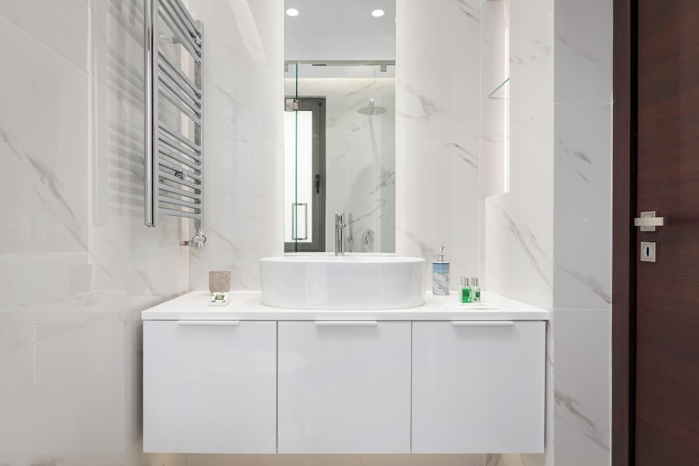 Glyfada Golden Stay