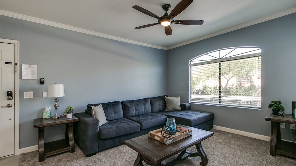 New Listing! Remodeled Condo in North Scottsdale!
