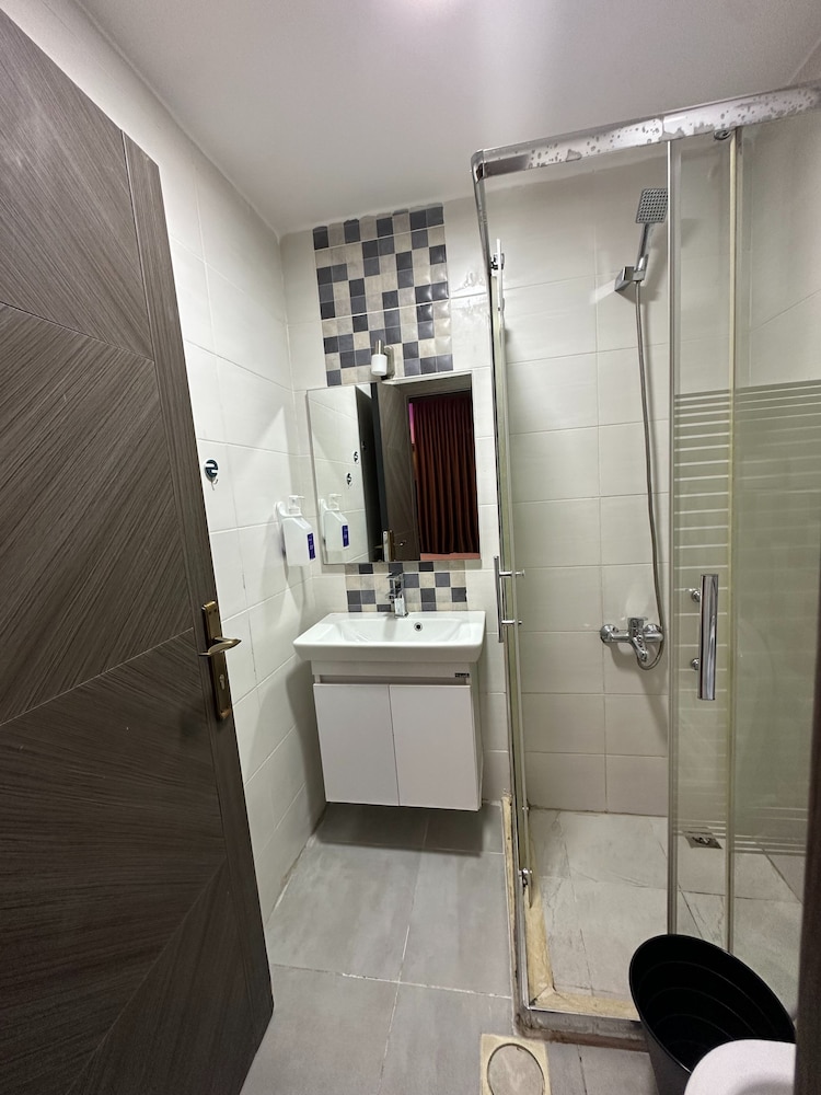 Charming Amman Apartment With Electric Heating & Pool Access