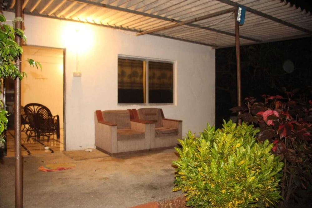 The Bella Vista Retreat