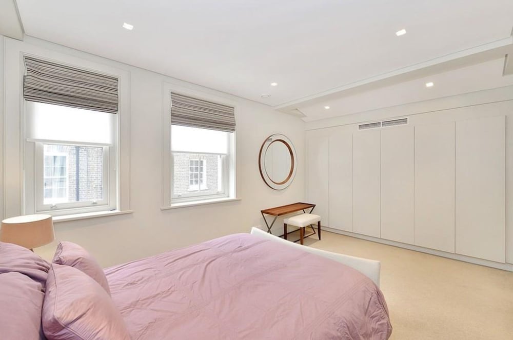 Charming 3-bed House in London