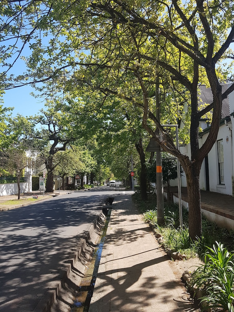 Hoopenburg Guesthouse