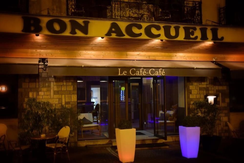 Bagneres-de-Luchon Vacations - Hotel Au Bon Accueil - Property Image 1