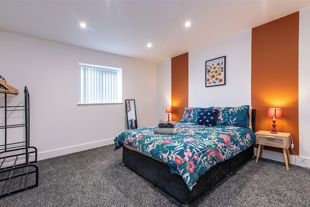Chapel Street Apartments