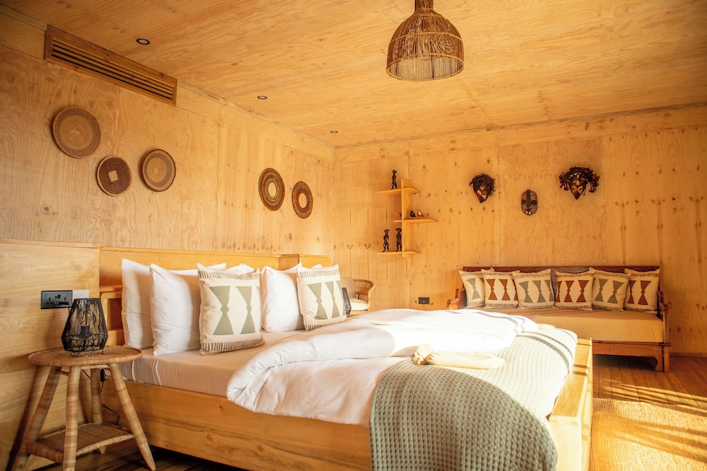 Rhotia Valley Tented Lodge