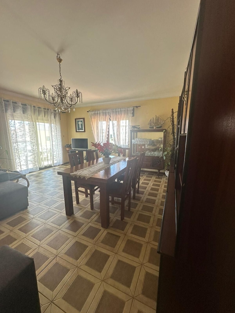 Esposende 3 Bedrooms Balcony Center Flat