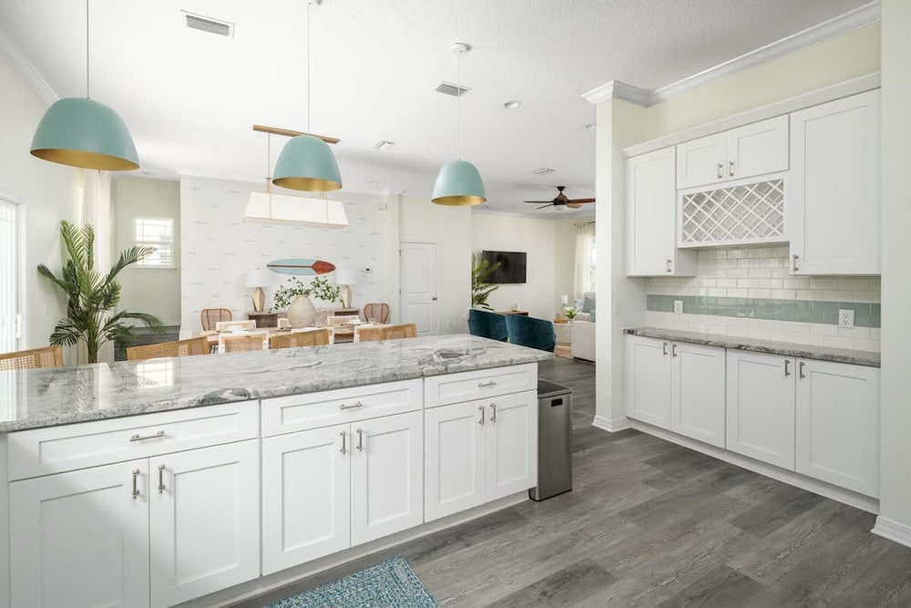 Fun Airy Florida Vacation Home With Private Pool