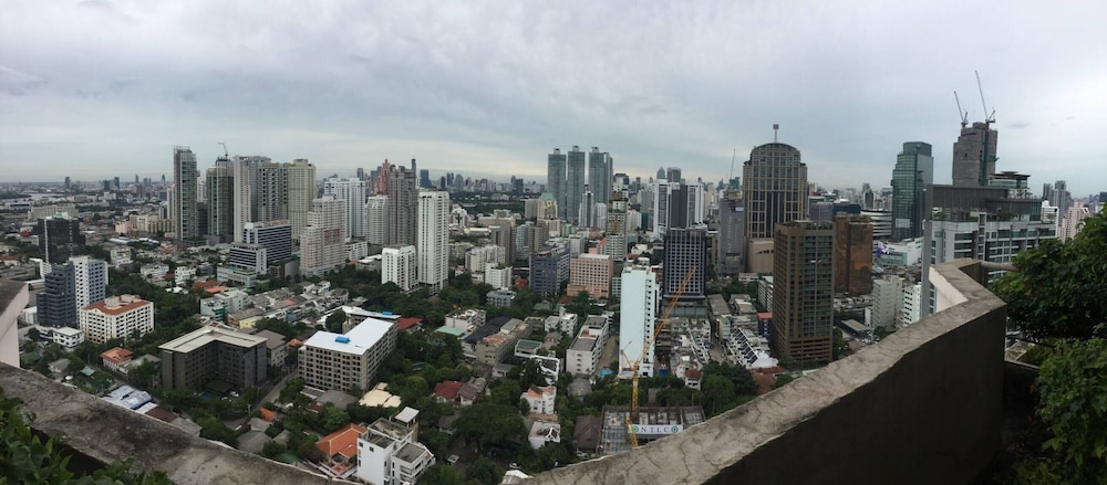 Oriental 1br With Pool & Gym Near BTS Phrom Phong