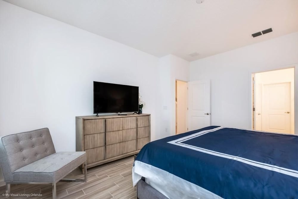 2619ca 10 Bedroom Villa by Redawning view 2