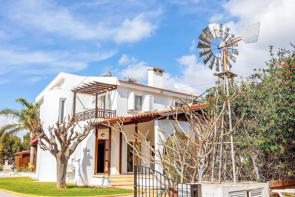 Cape Greco Palm Trees Villa