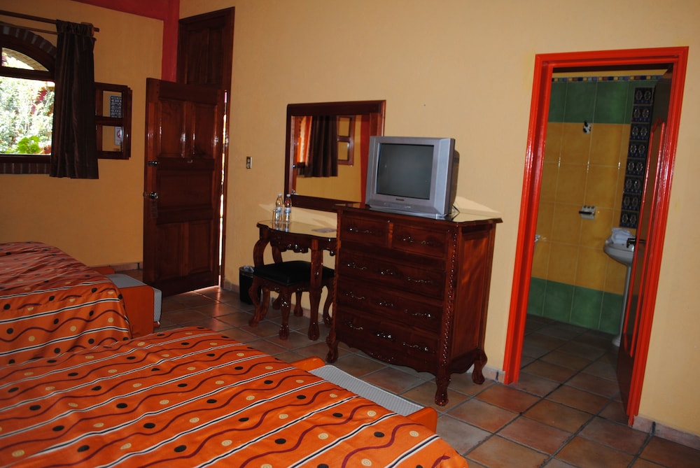Hotel Posada La Casona de Cortes