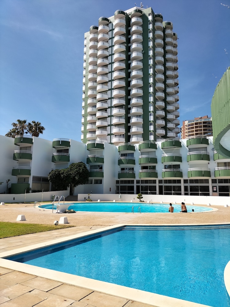 Amazing Green Tower 3 Castle Flat With Balcony
