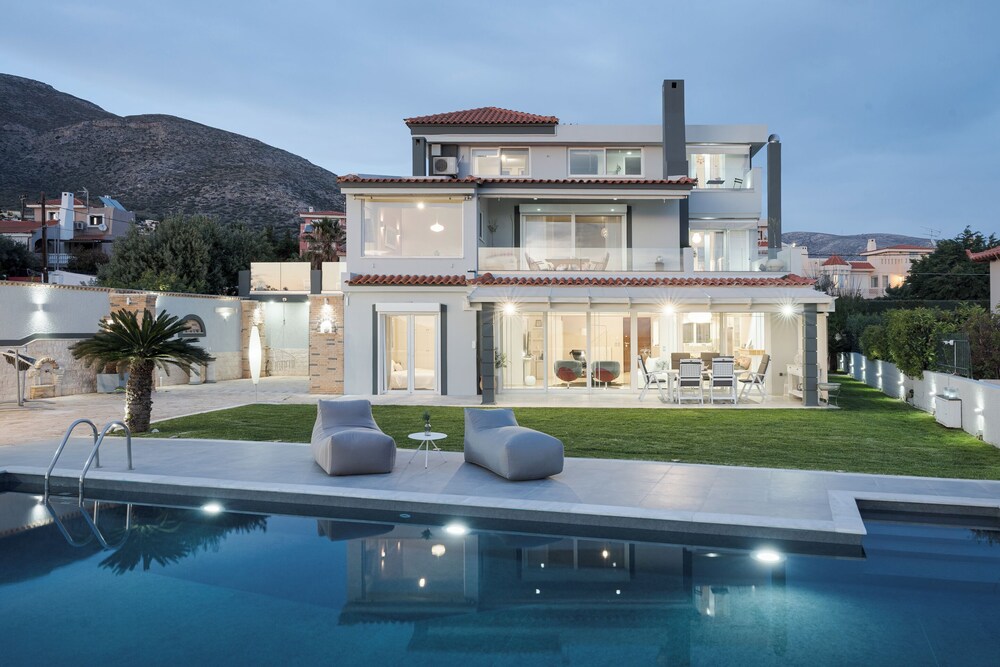 LaGon Luxury Villa
