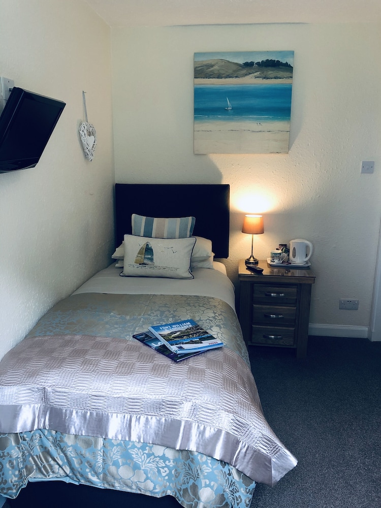 Hillview guest house