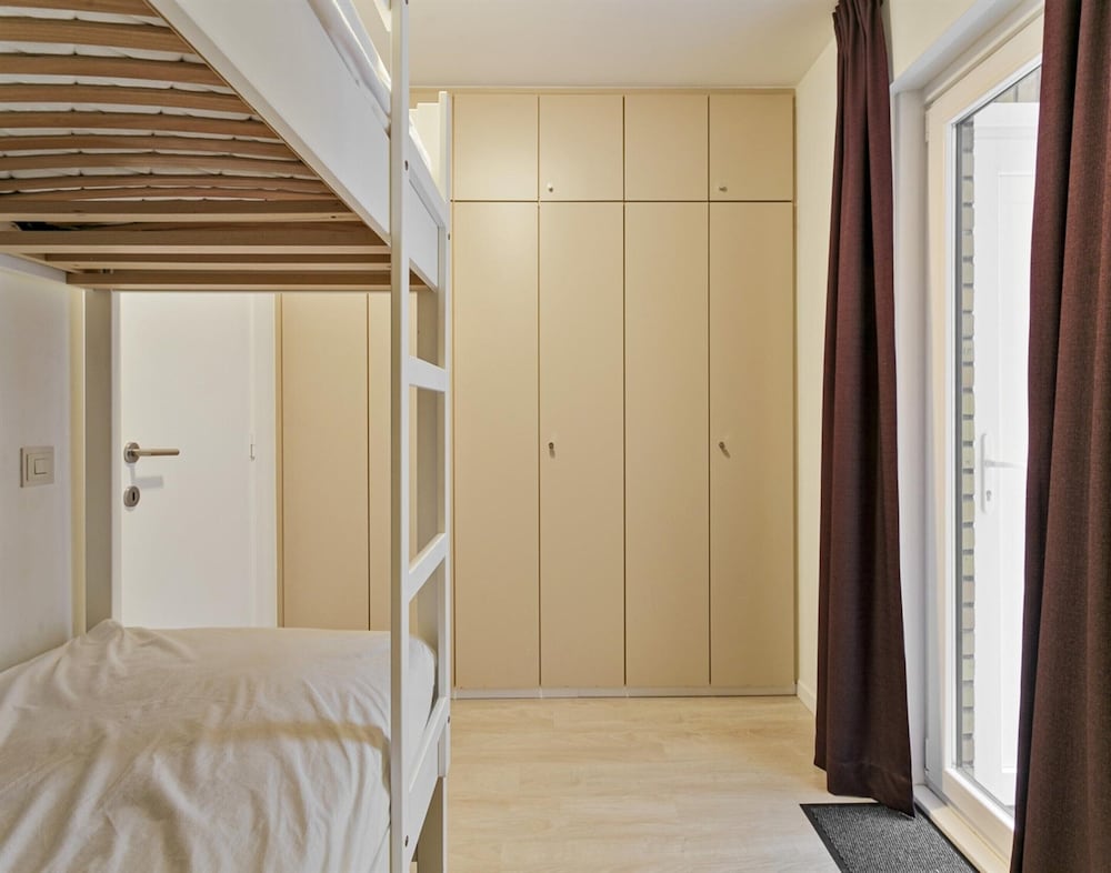 Flat in Blankenberge Near Belgium Pier