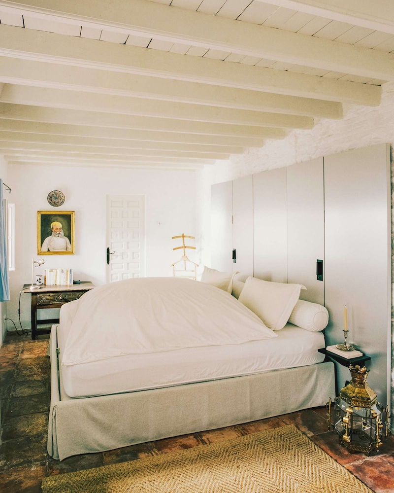 Alhambra Townhouse in Granada