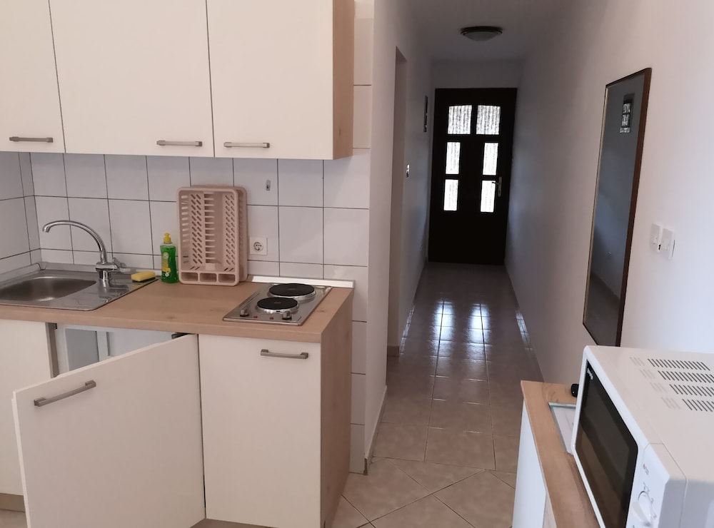 Captivating 4-bed Apartment in Premantura view 4