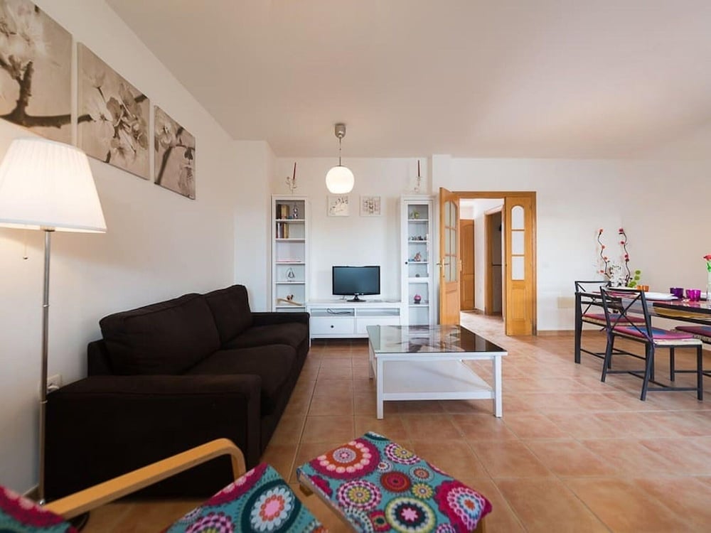 Spacious Vacation Home in Corralejo