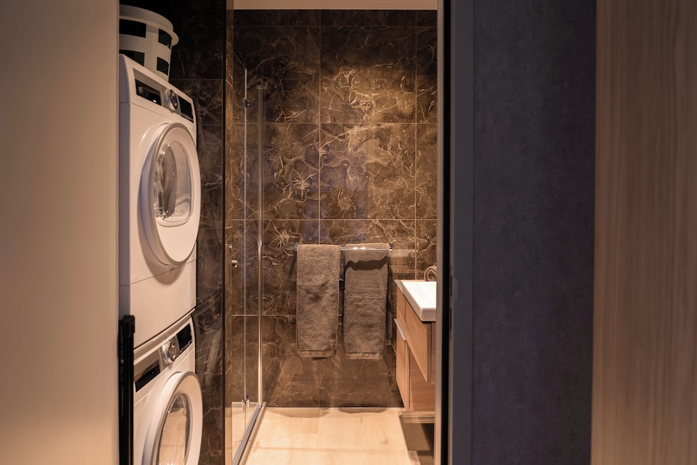 348 Suites Buitenhof Short Stay