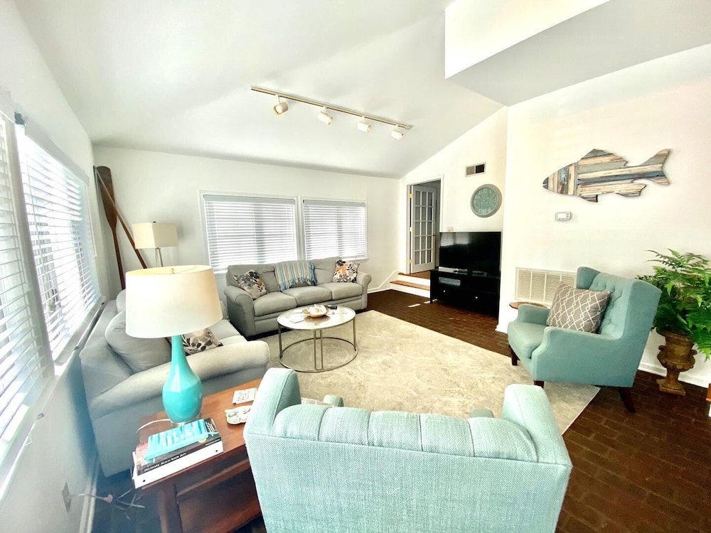 Park Avenue 105