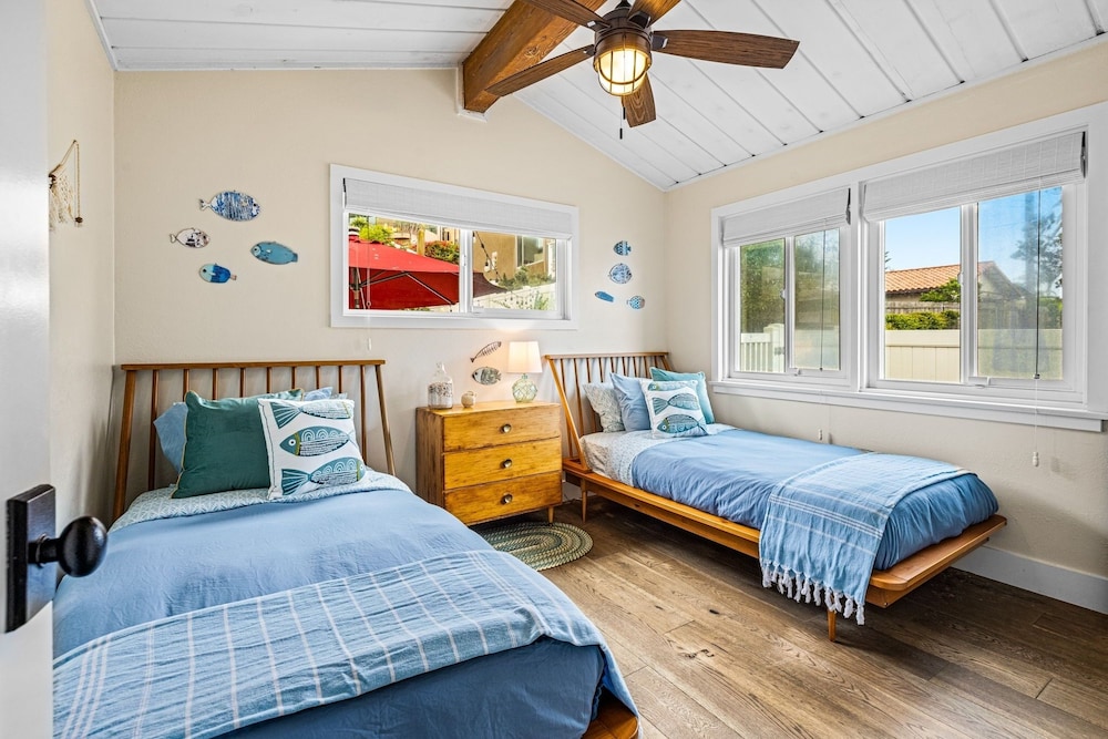 1571 San Elijo 3 Bedroom Home by RedAwning view 3