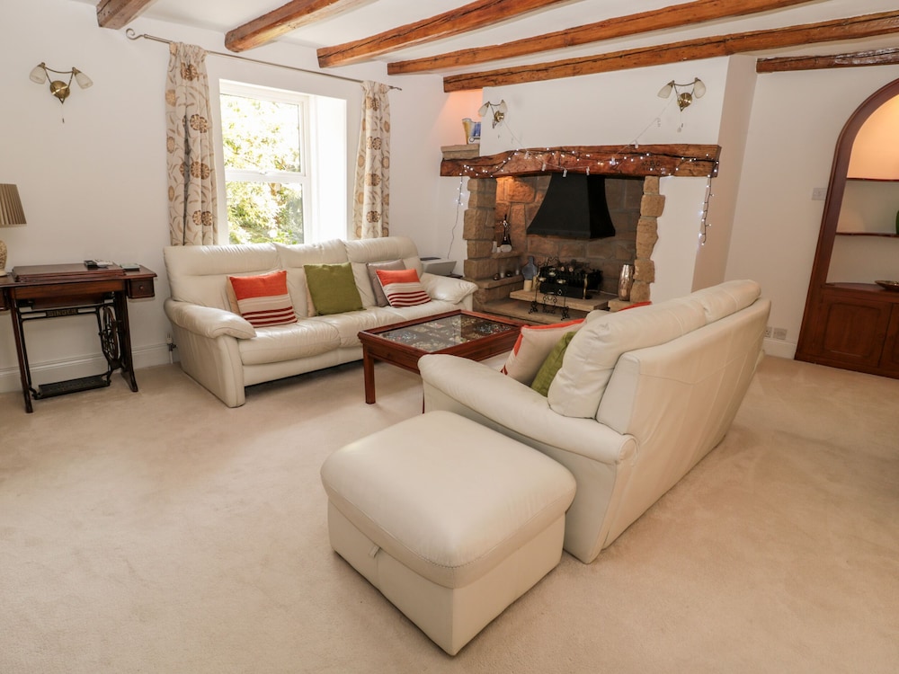 1A Chantry Place