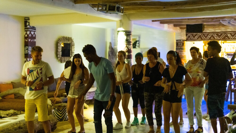 Afreeka Beach Hostel & Music Bar