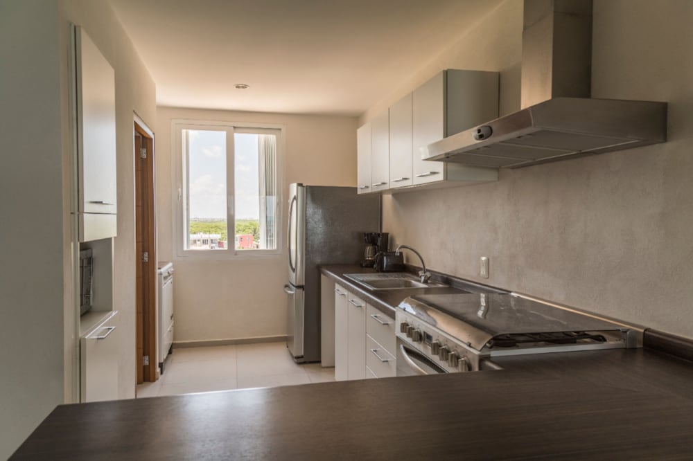 OCEAN beachfront 4 BDR -Amazing Oceanview