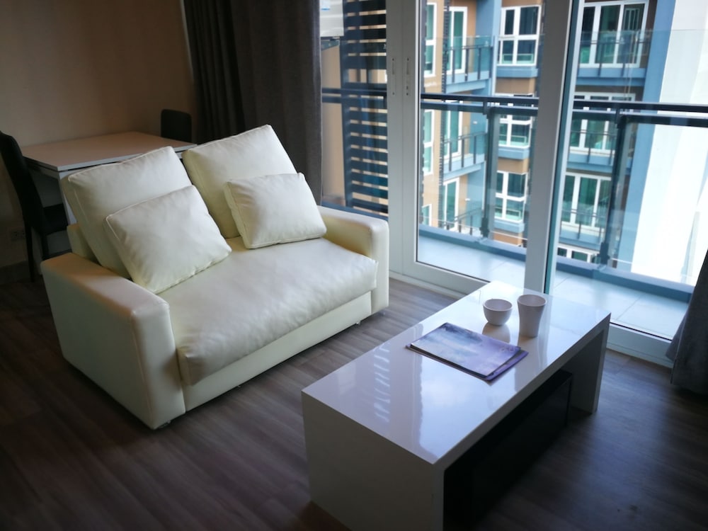 The Prio Condo by Loto