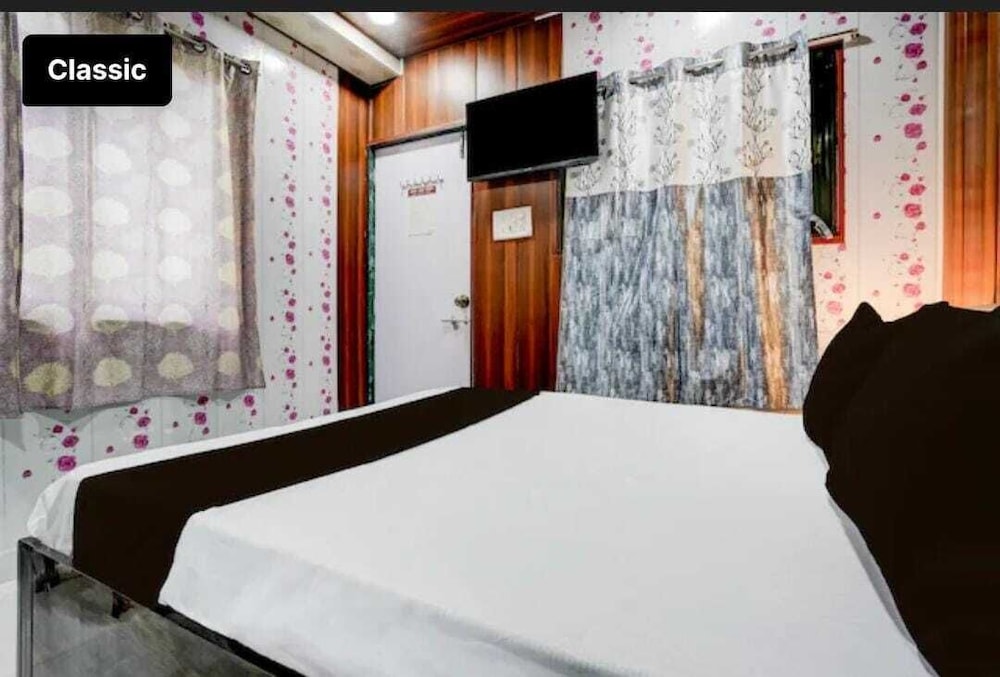 Hotel Ab Residency