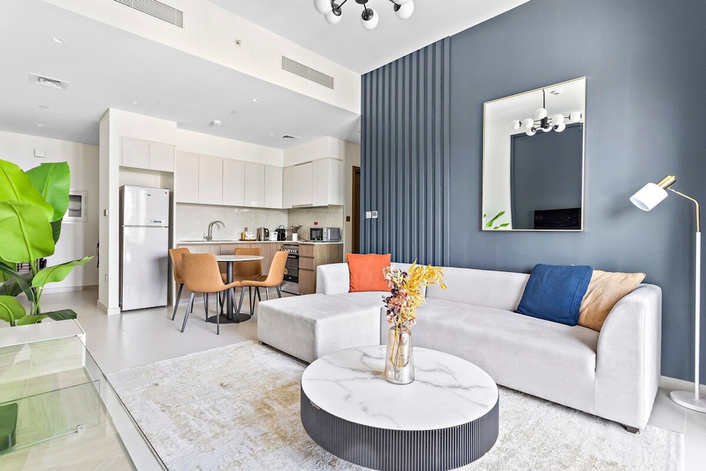 Silkhaus Premium Pad in Burj Royale Elegant