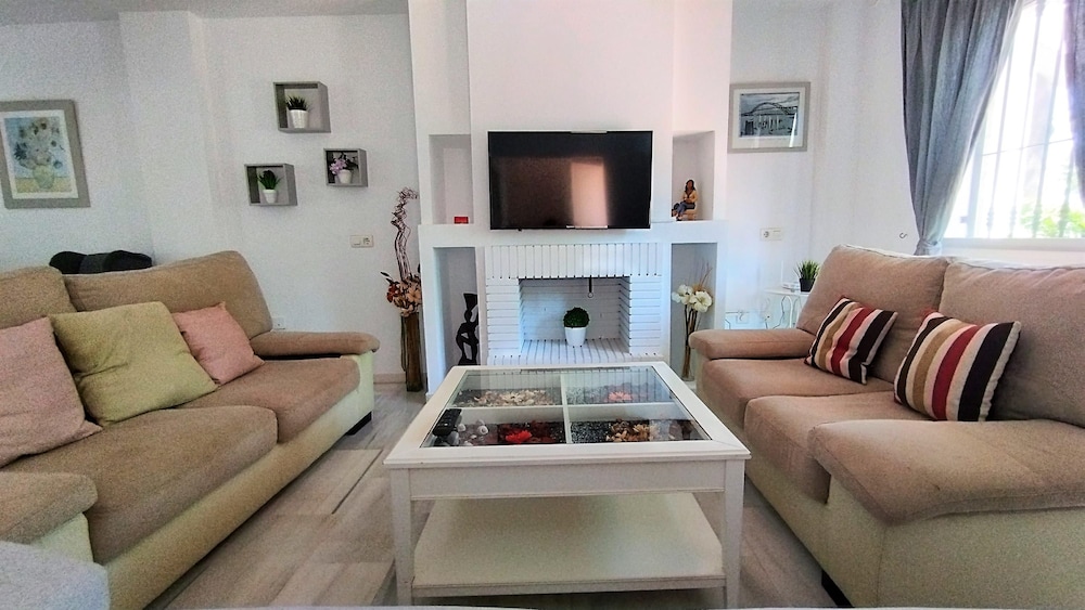 Villa Emma 4 Bedrooms F-3