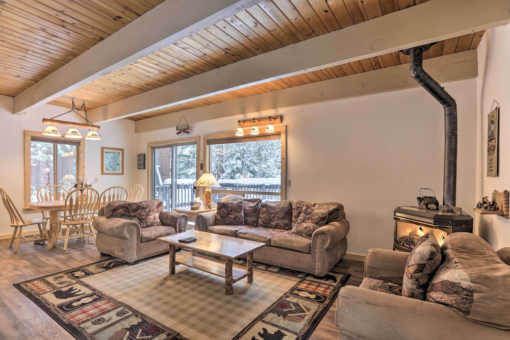 Lazy Bear Cabin view 5