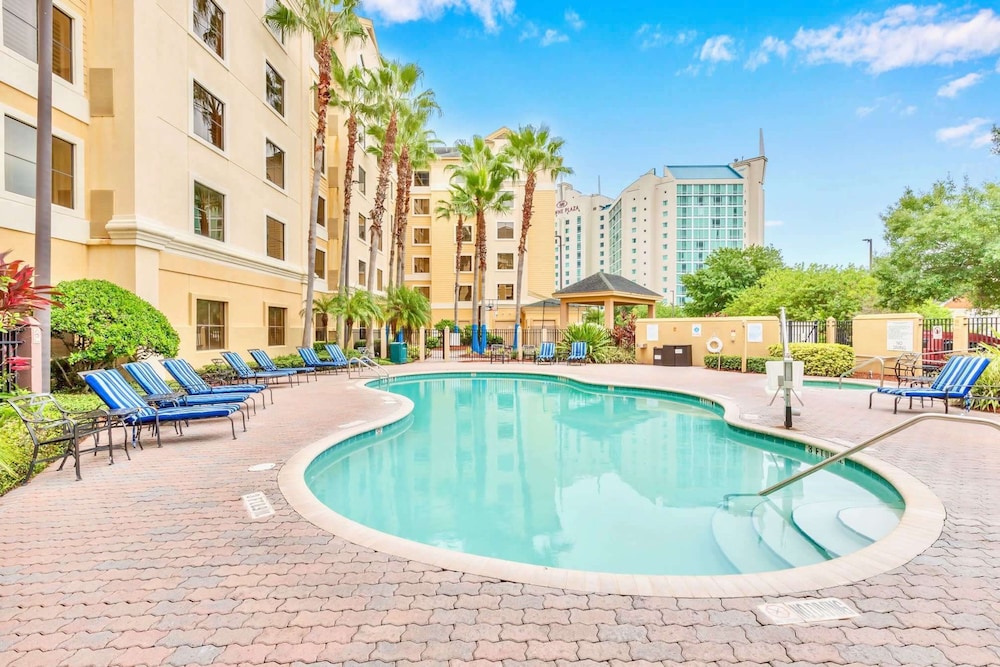 Near Universal Studios - Suite With Pool Hot Tub