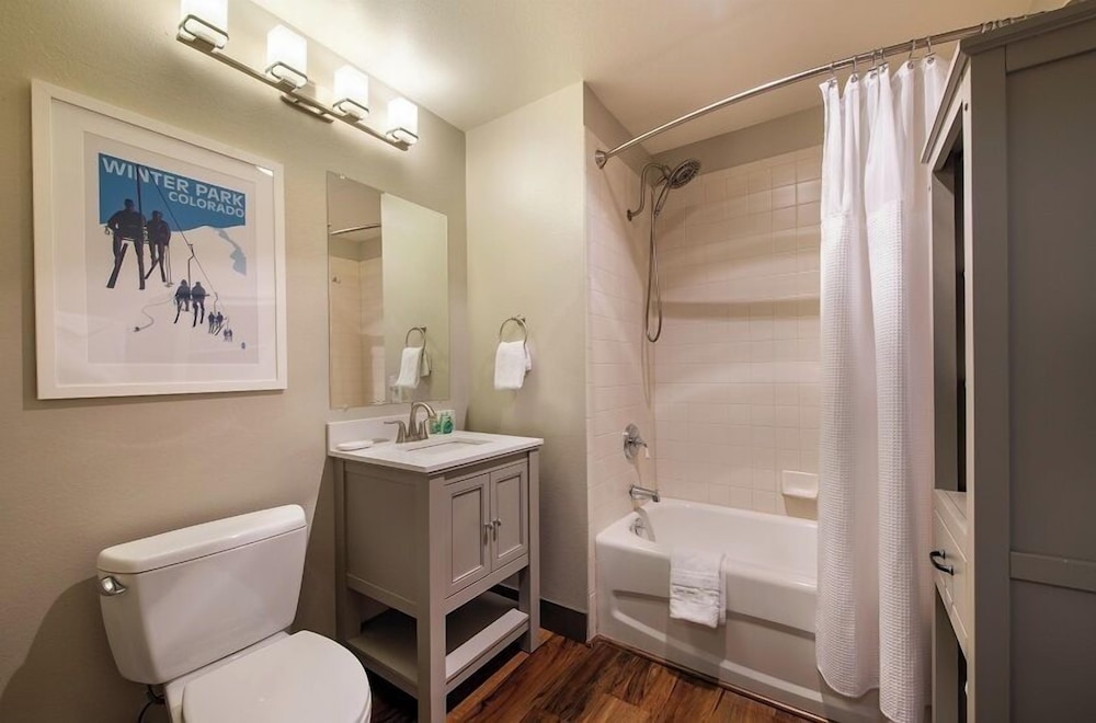 Zephyr Mountain Lodge Condos