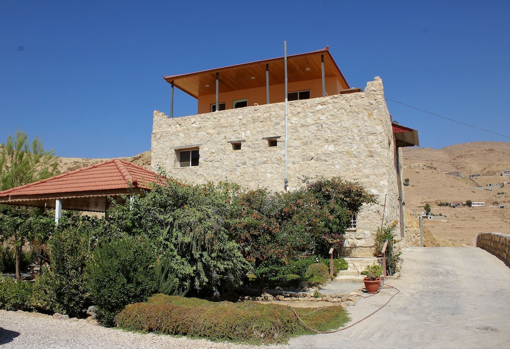 Petra Bed & Breakfast