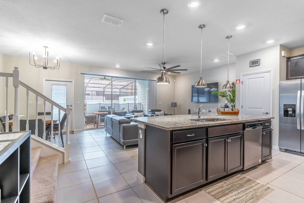 4014 Windsor Island
