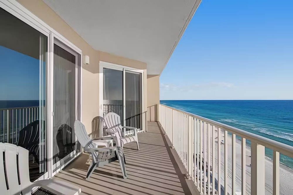 Grandview East 1002