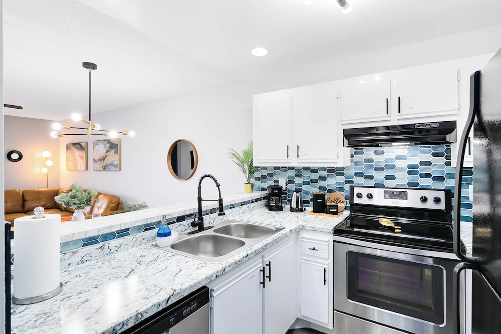 Oasis Apartment Homes